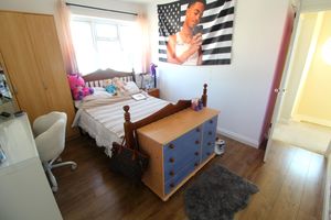Bedroom- click for photo gallery
